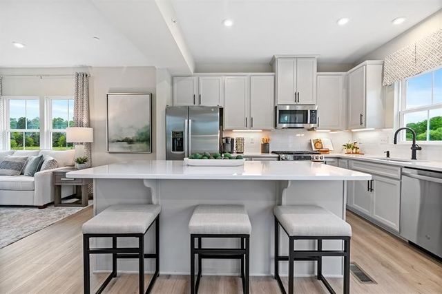 8013 Chief Way, Adams Twp, PA 16046