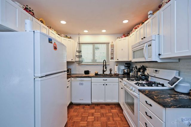 137 Bayham Drive, Cincinnati, OH 45218