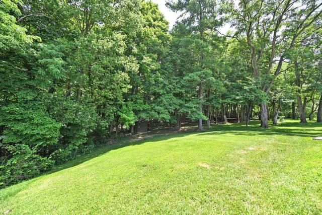 137 Bayham Drive, Cincinnati, OH 45218