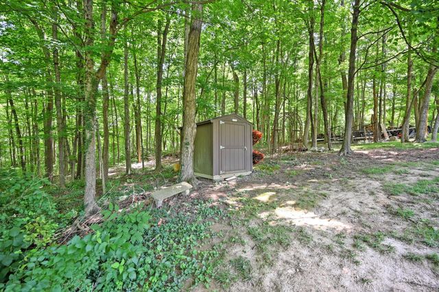 137 Bayham Drive, Cincinnati, OH 45218