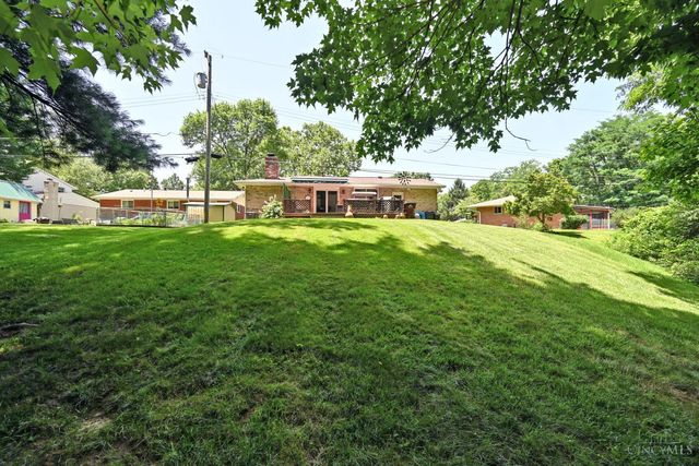 137 Bayham Drive, Cincinnati, OH 45218