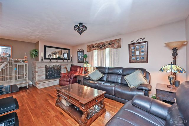 137 Bayham Drive, Cincinnati, OH 45218