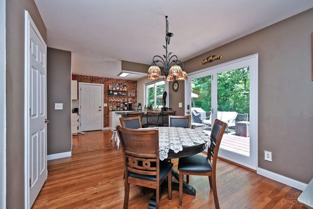 137 Bayham Drive, Cincinnati, OH 45218