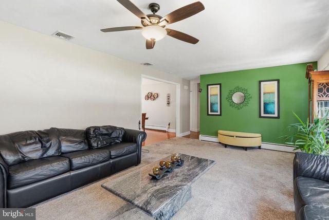 2329 COLES BLVD, Norristown, PA 19401