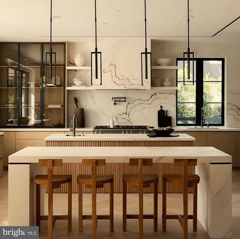 1629 SENECA AVE, Mclean, VA 22102