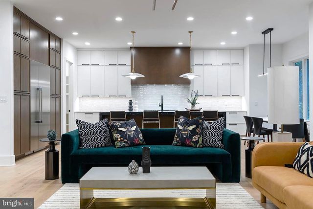 1629 SENECA AVE, Mclean, VA 22102