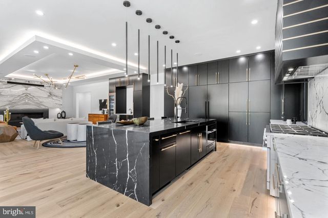 1629 SENECA AVE, Mclean, VA 22102