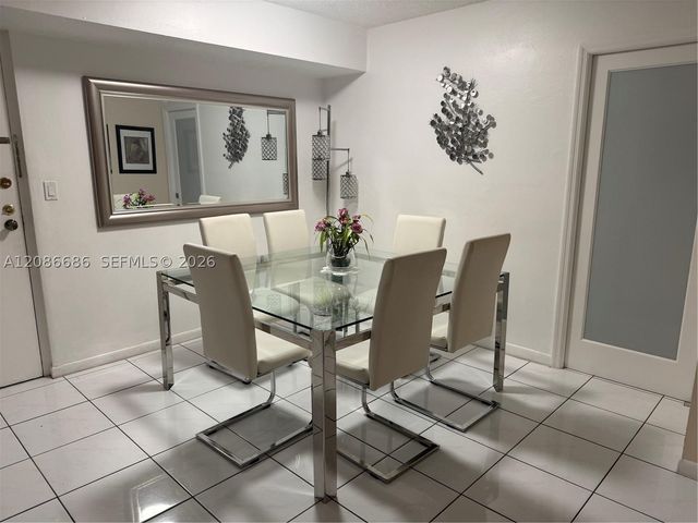 5033 NW 7th St 312, Miami, FL 33126