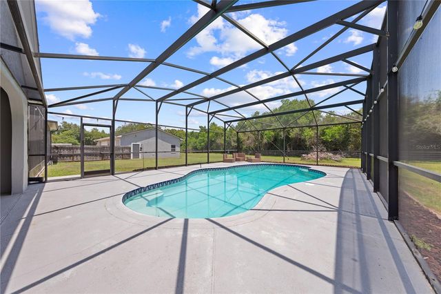 233 EASTERN AVENUE, St Cloud, FL 34769