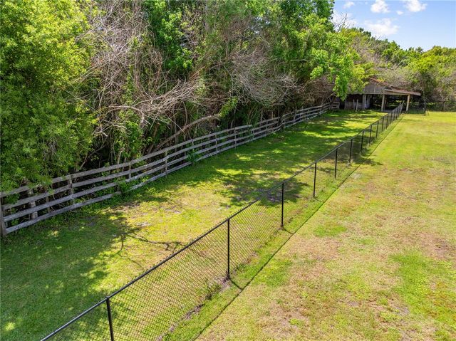 233 EASTERN AVENUE, St Cloud, FL 34769