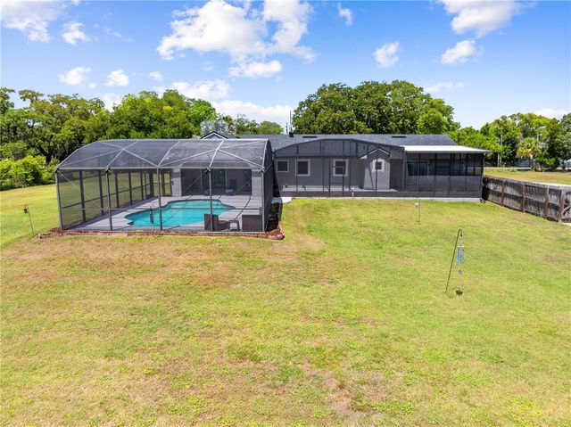 233 EASTERN AVENUE, St Cloud, FL 34769