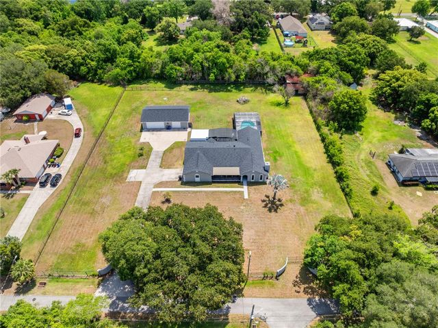 233 EASTERN AVENUE, St Cloud, FL 34769