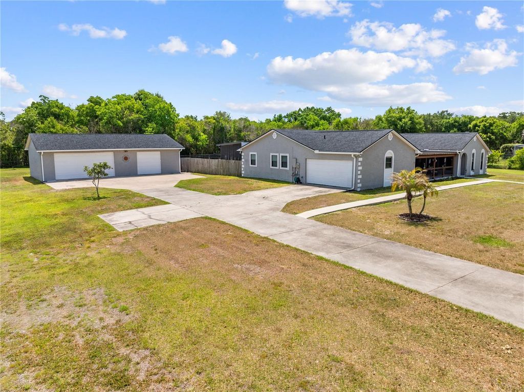 233 EASTERN AVENUE, St Cloud, FL 34769