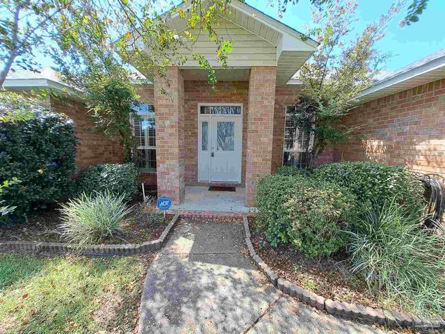 602 Batten Blvd, Pensacola, FL 32507