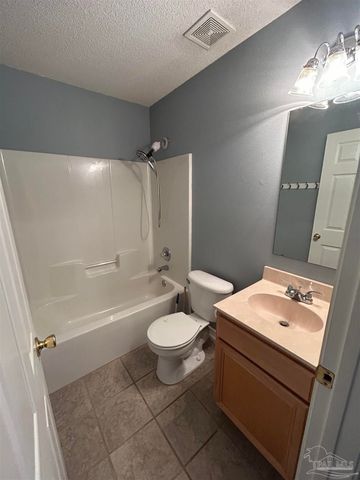 602 Batten Blvd, Pensacola, FL 32507