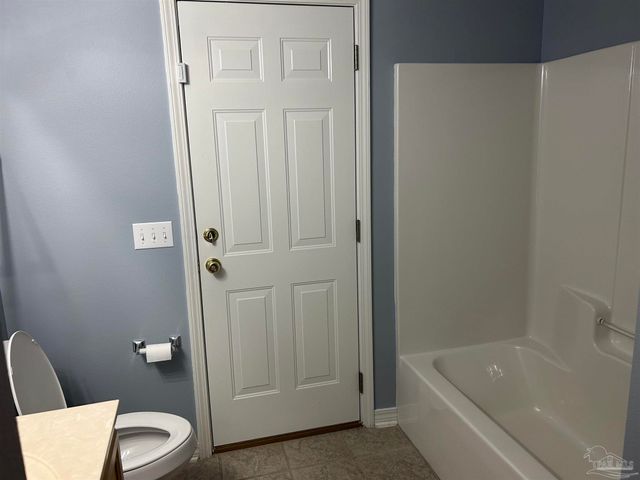 602 Batten Blvd, Pensacola, FL 32507