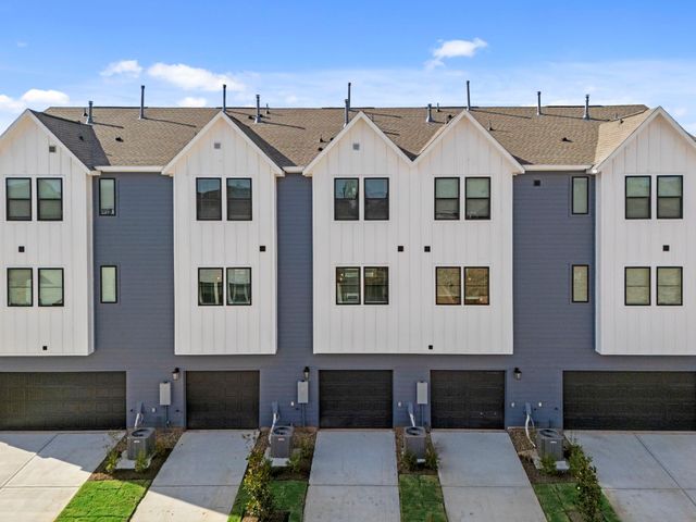 1334 Mercantile Street, Richmond, TX 77406