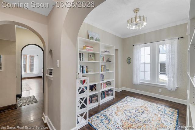 1247 Buckingham Road, Grosse Pointe Park, MI 48230