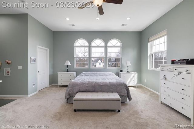 1247 Buckingham Road, Grosse Pointe Park, MI 48230