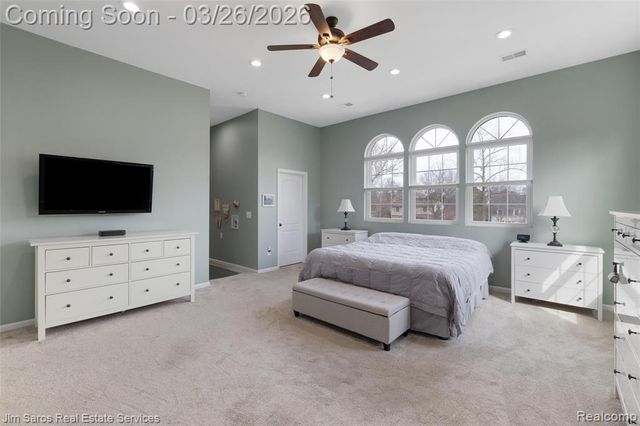 1247 Buckingham Road, Grosse Pointe Park, MI 48230