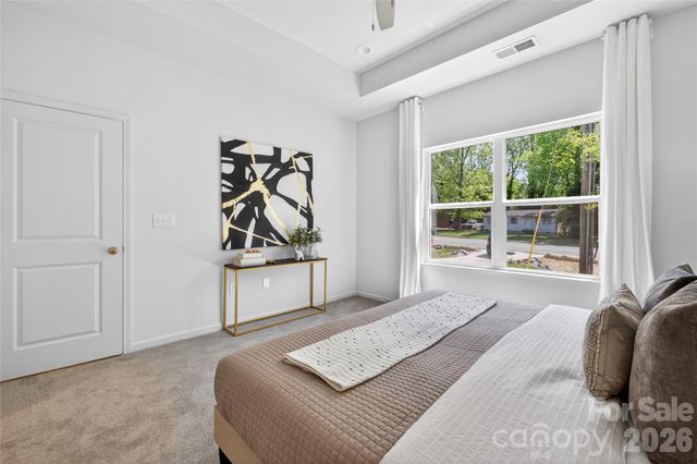 9212 Moores Chapel Road, Charlotte, NC 28214