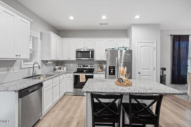 95 Buhrstone Mill Street, Zebulon, NC 27597