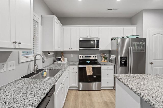 95 Buhrstone Mill Street, Zebulon, NC 27597