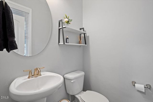 95 Buhrstone Mill Street, Zebulon, NC 27597