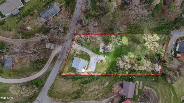 517 Cherokee Drive, Mount Carmel, TN 37645