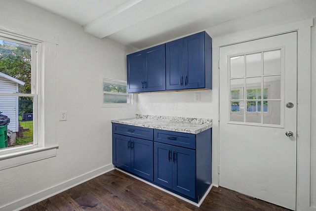 863 Sherman Avenue, Springfield, OH 45503