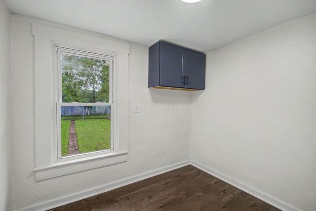 863 Sherman Avenue, Springfield, OH 45503