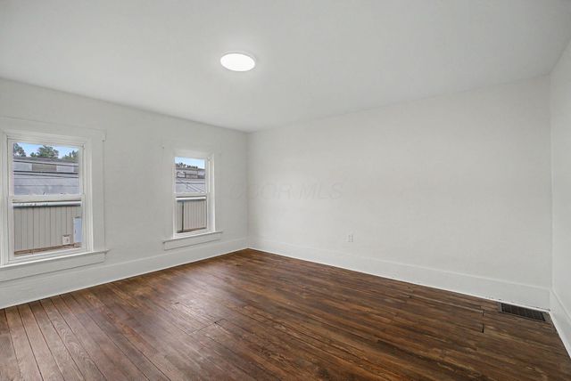 863 Sherman Avenue, Springfield, OH 45503