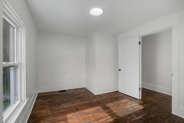 863 Sherman Avenue, Springfield, OH 45503