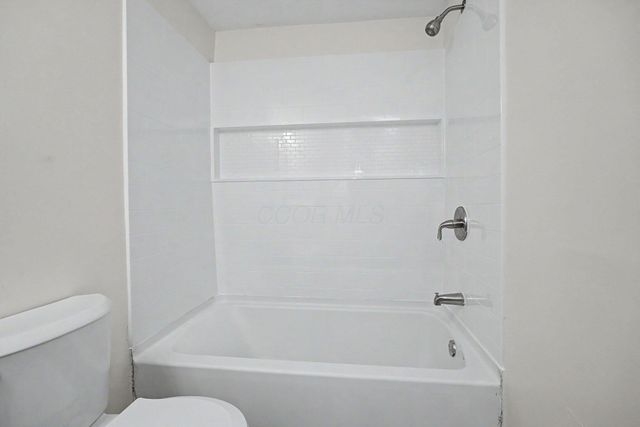 863 Sherman Avenue, Springfield, OH 45503