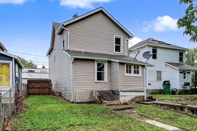 863 Sherman Avenue, Springfield, OH 45503