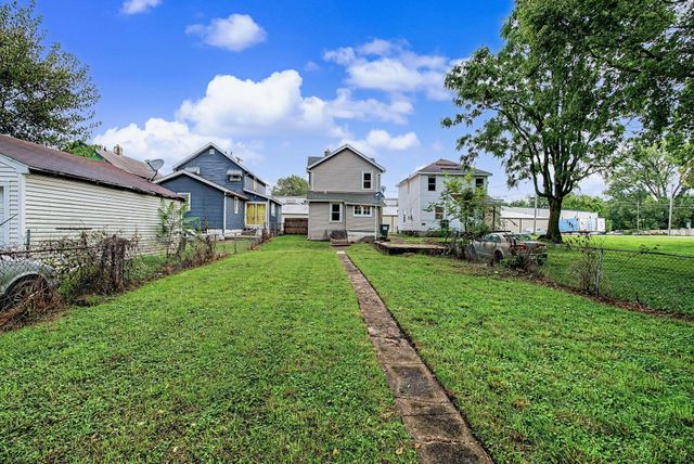 863 Sherman Avenue, Springfield, OH 45503