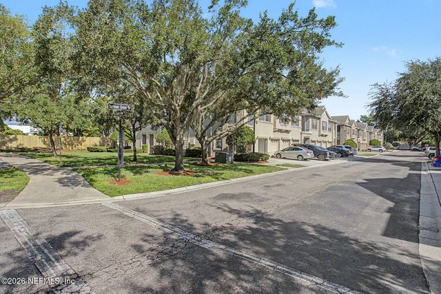 9774 SUMMER GROVE Way 102, Jacksonville, FL 32257