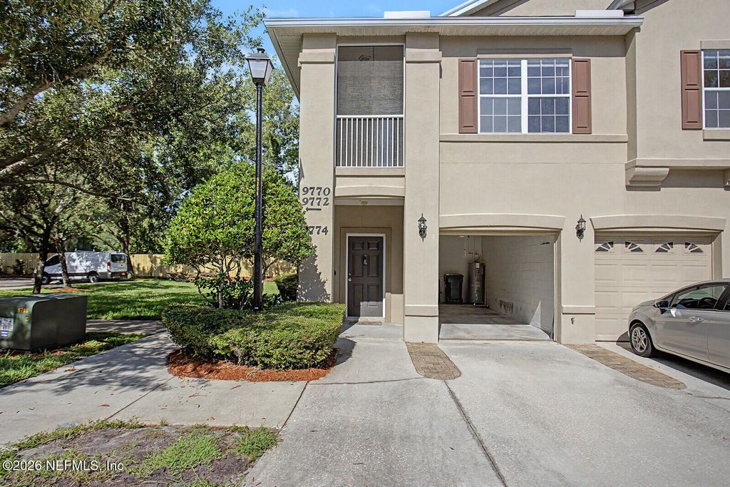 9774 SUMMER GROVE Way 102, Jacksonville, FL 32257