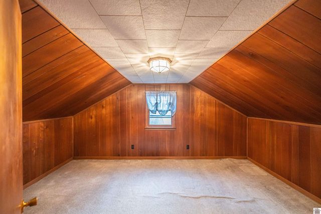 130 Nolan Dr, Paducah, KY 42003