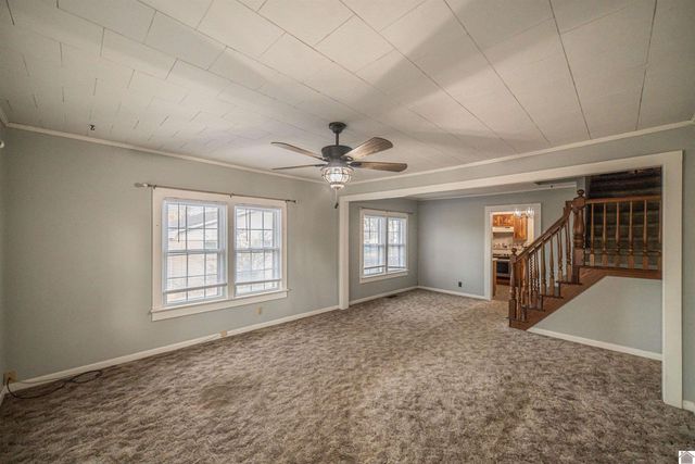 130 Nolan Dr, Paducah, KY 42003