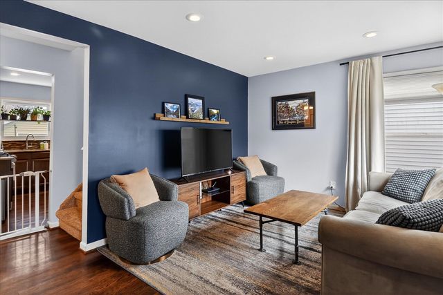 2333 Barrett Avenue, Royal Oak, MI 48067