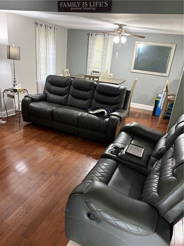 2143 Sampson, Penn Hills, PA 15235