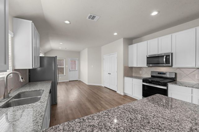 14091 Chinook Drive, Conroe, TX 77384