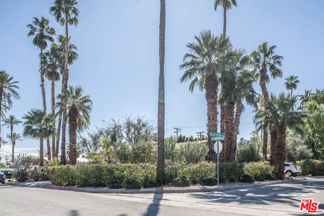 73415 Royal Palm Drive Unit B, Palm Desert, CA 92260