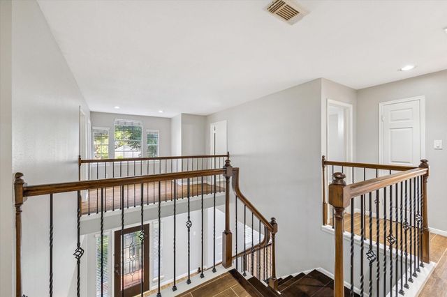 2006 Ravens Crest Drive, Sugar Land, TX 77478