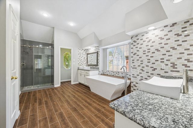 2006 Ravens Crest Drive, Sugar Land, TX 77478