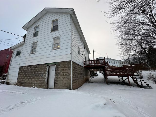 245 North Main Street, Geneva City, NY 14456