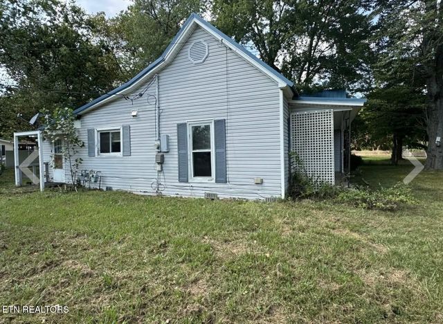 1200 N Church St, Portland, TN 37148