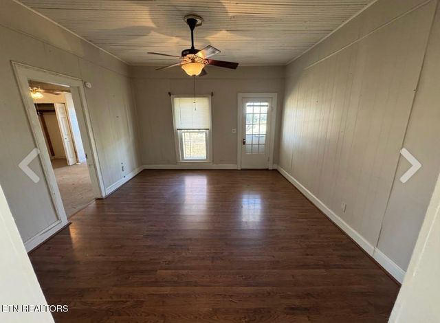 1200 N Church St, Portland, TN 37148