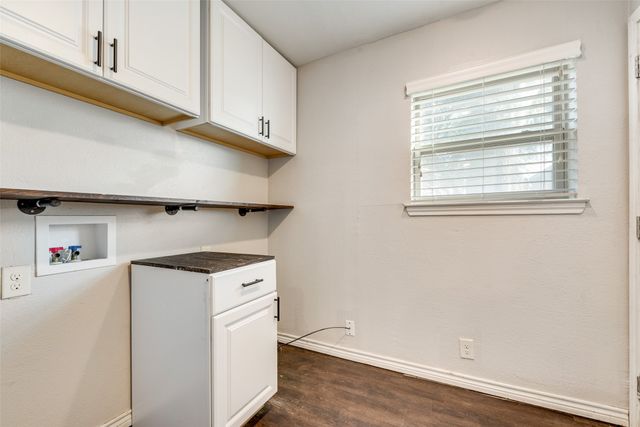 106 Apache Court, Waxahachie, TX 75165